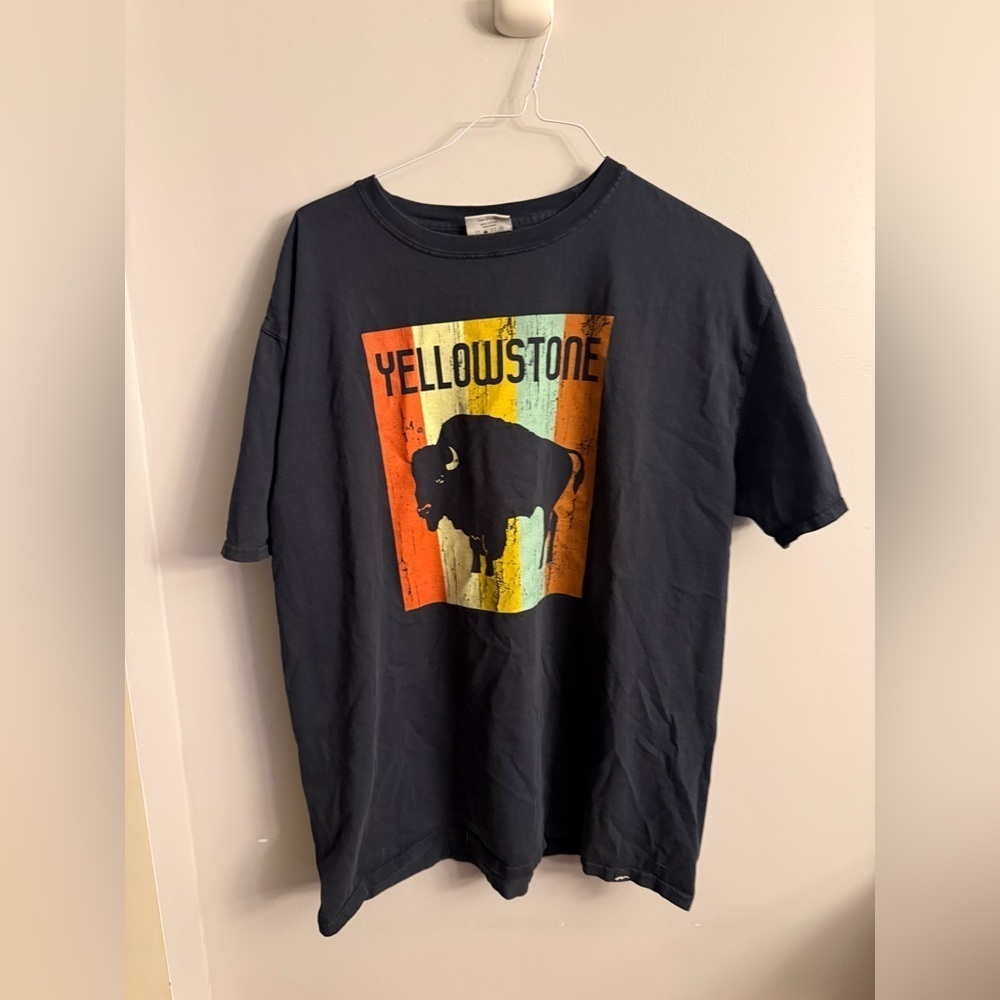 Yellowstone Graphic T-Shirt – Techstyles – Size XL